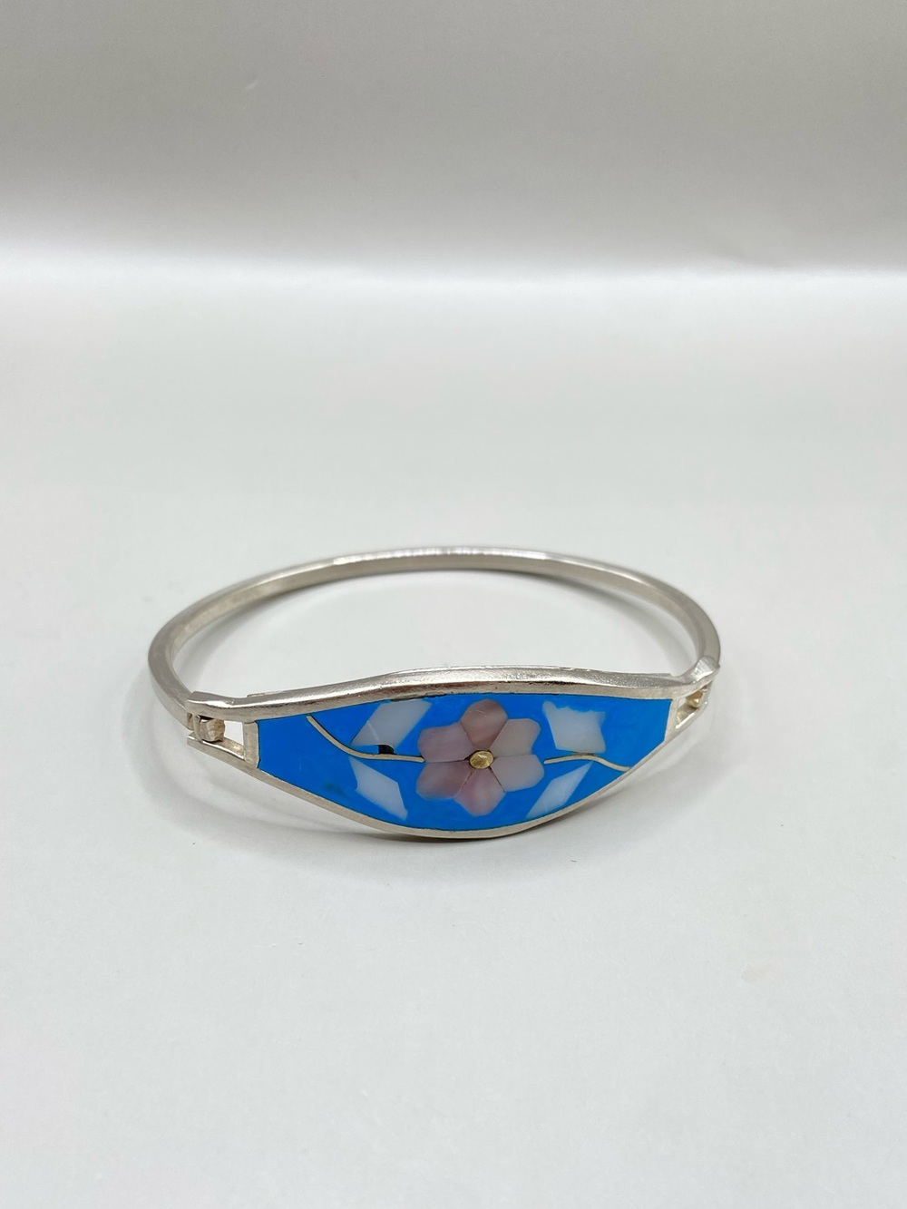 Vintage Alpaca Mexico Silver Tone Floral Inlay Hinged Cuff Bracelet